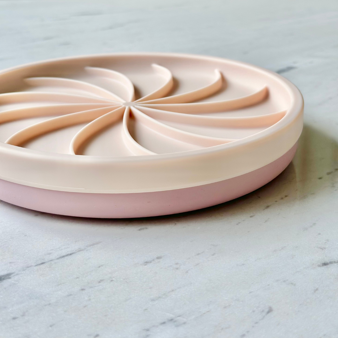 wheelies lick mat & lid | peach