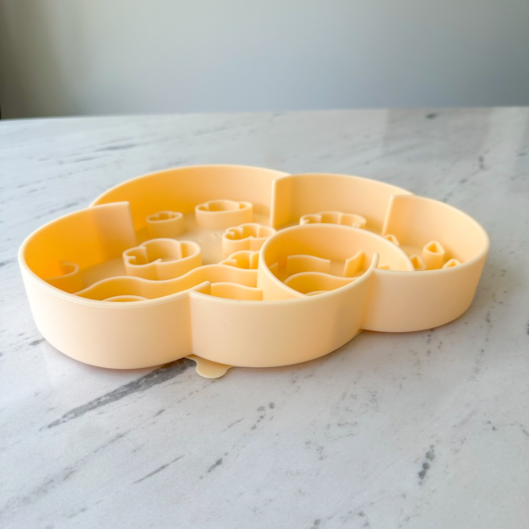 cloud slow feeder bowl | clementine