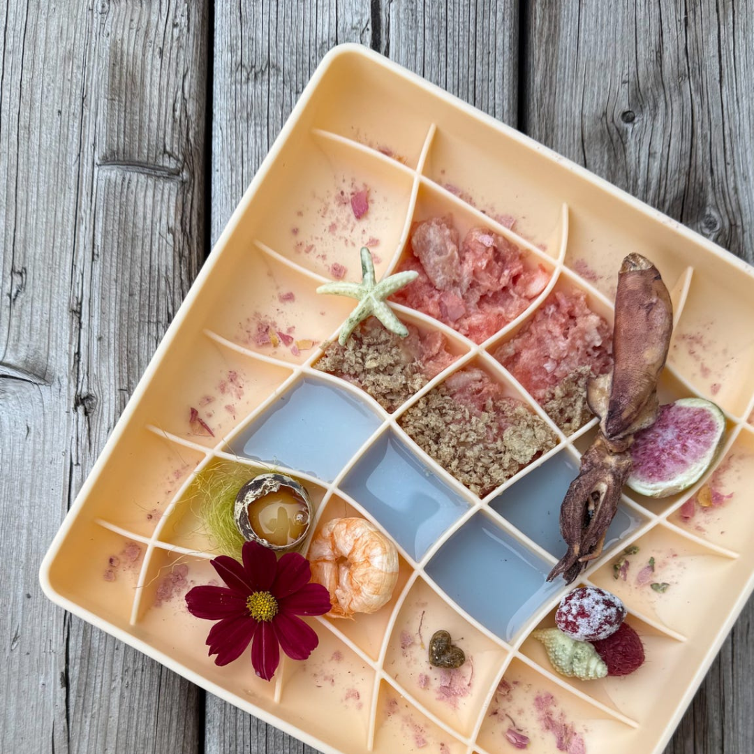 wavies slow feeder bowl | clementine